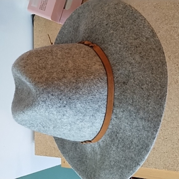 Gray Wool Hat - Picture 2 of 6